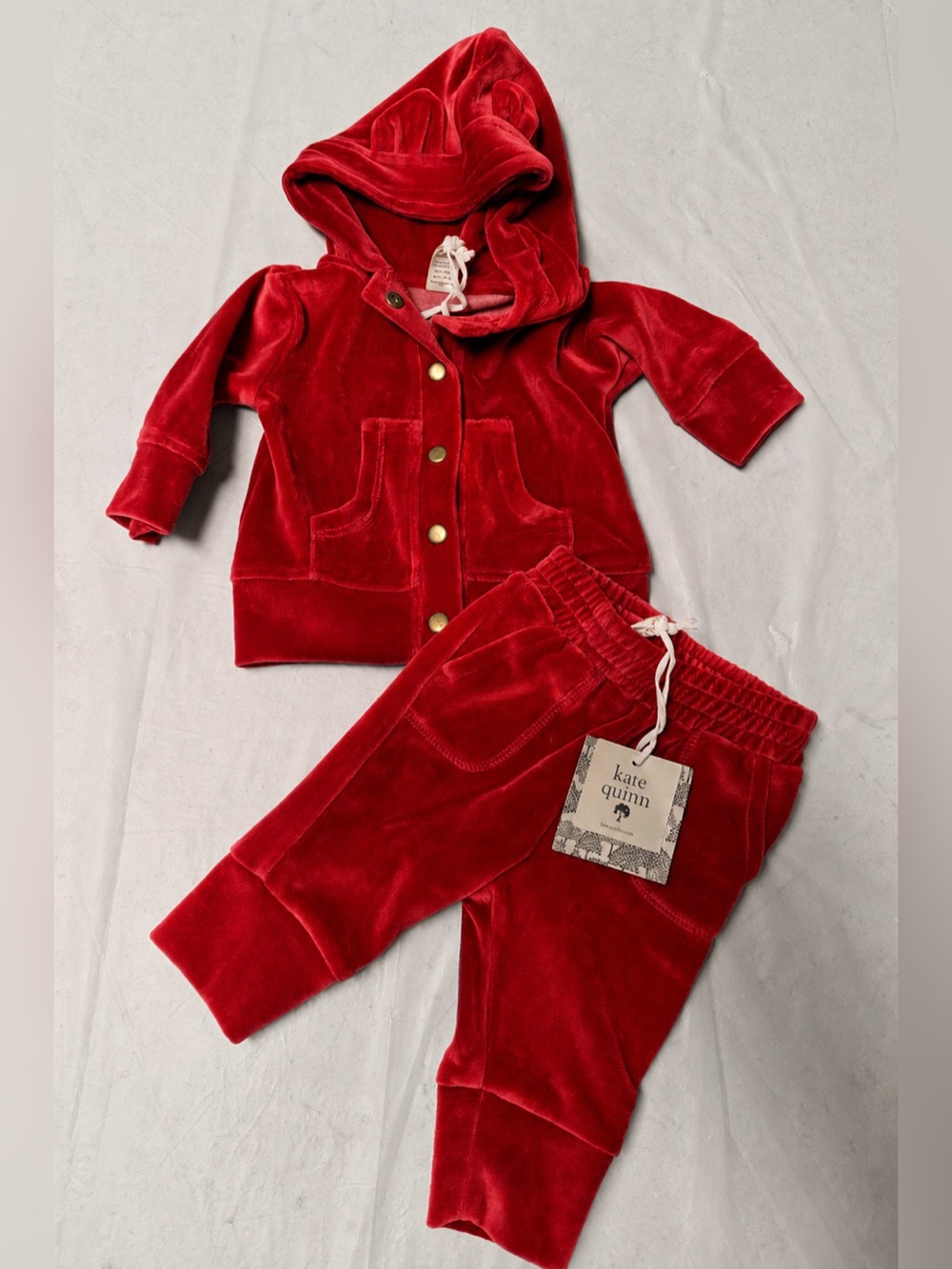 Kate Quinn red Velour Bear Christmas jogger set 2T